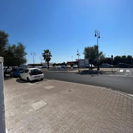 Pisola Airport - Seafront Daire *
